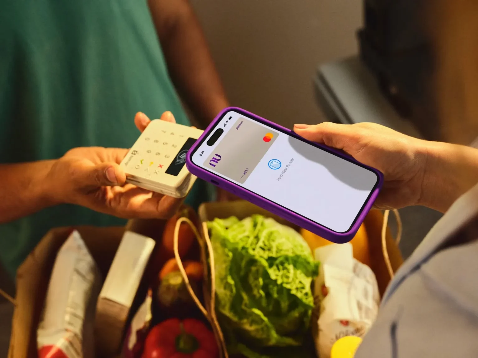 Nubank Croma é lançado com cashback e cartão Mastercard Platinum