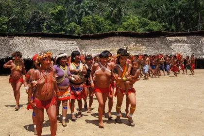 MPAM investiga negligencia com criancas Yanomami em desnutricao grave no AM