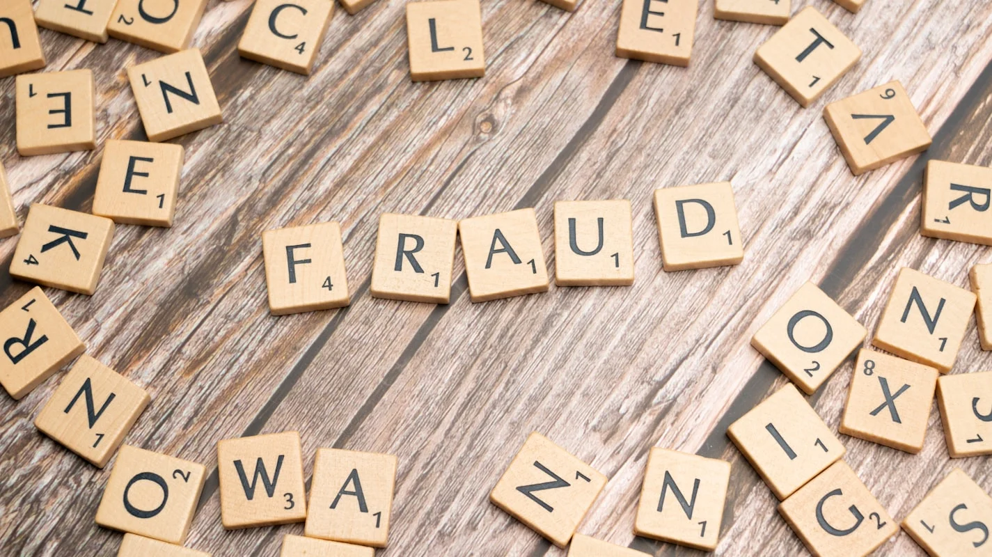 Sinais de abordagem fraudulenta | Podcast Parintins Sinais de golpe contra aposentados por telefone, WhatsApp e links falsos